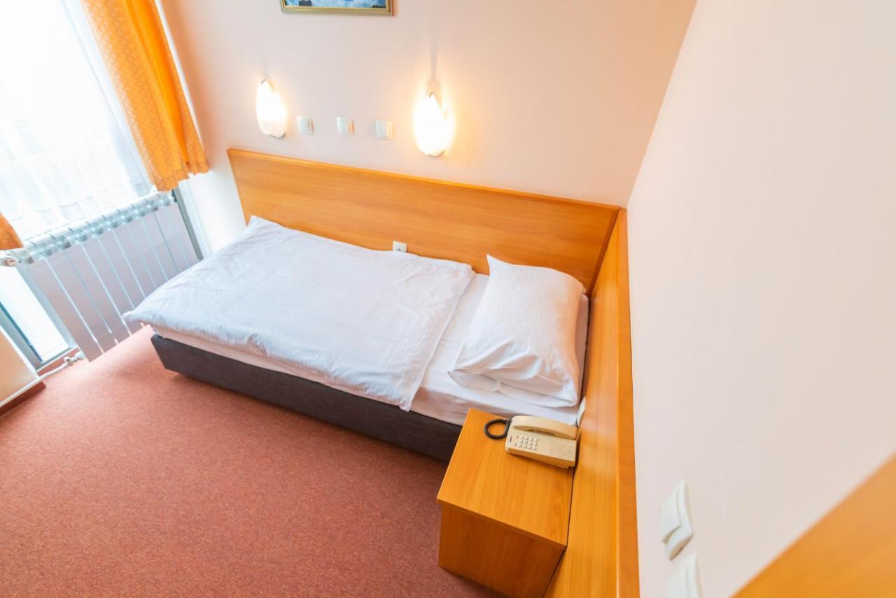 Hotel Park Cakovec Ngoại thất bức ảnh