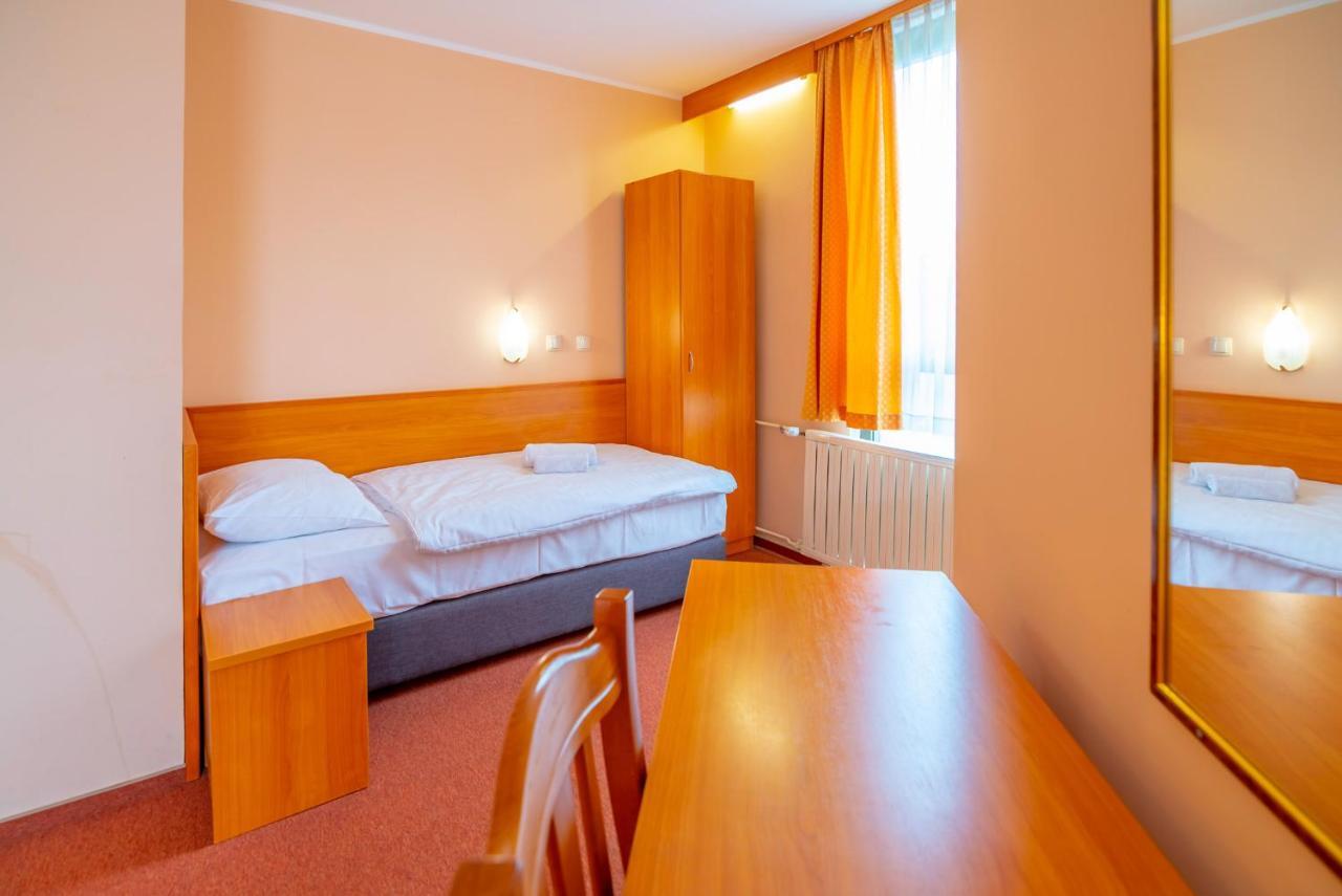 Hotel Park Cakovec Ngoại thất bức ảnh