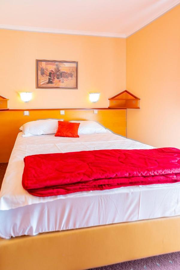 Hotel Park Cakovec Ngoại thất bức ảnh