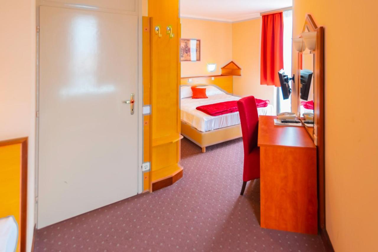 Hotel Park Cakovec Ngoại thất bức ảnh